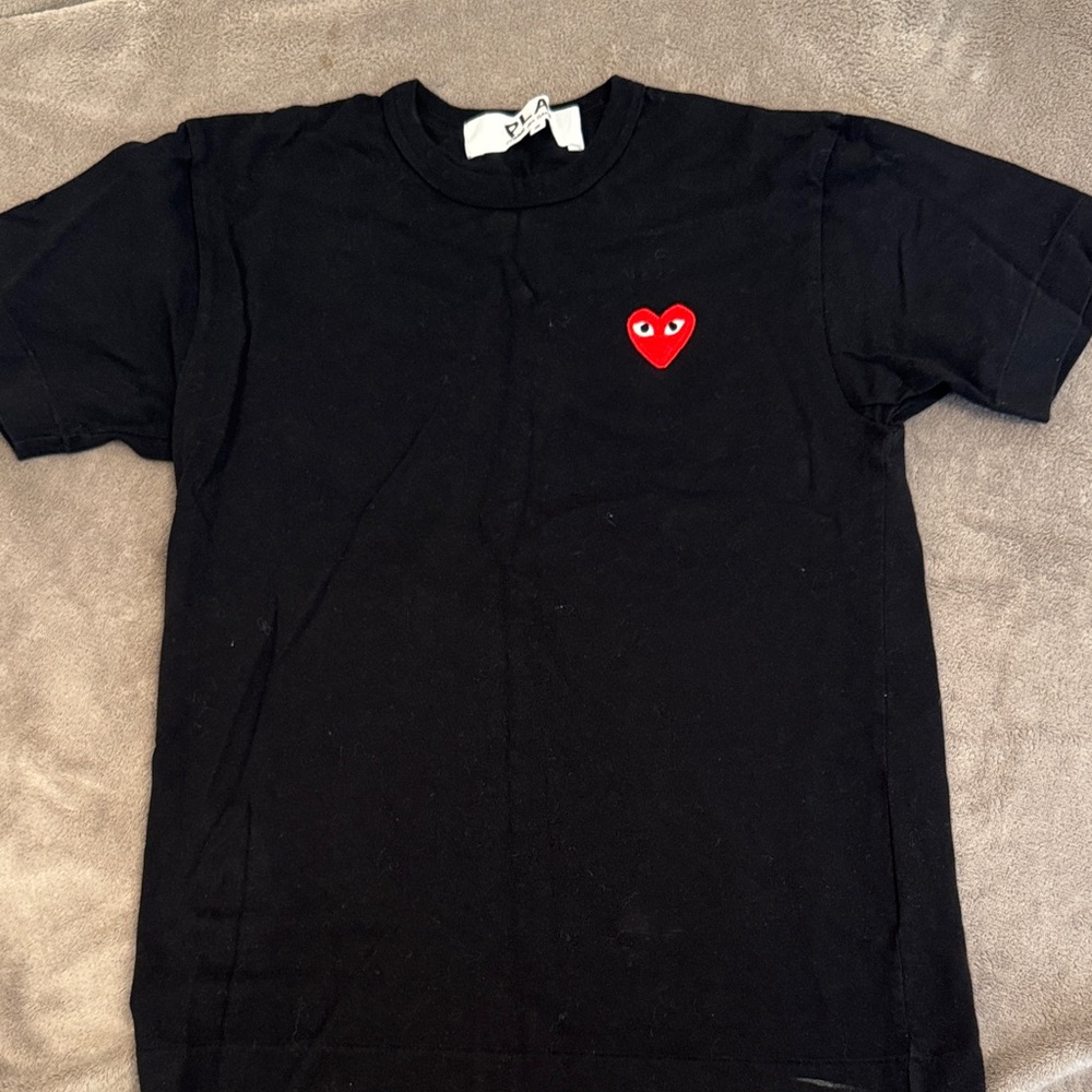 Comme des Garcons Black Tee with Red Heart - size small
